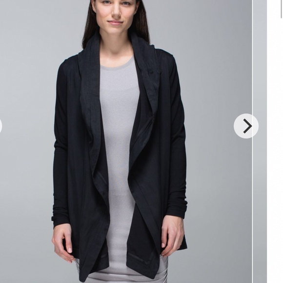 lululemon athletica Jackets & Blazers - LULULEMON BLISSED OUT WRAP